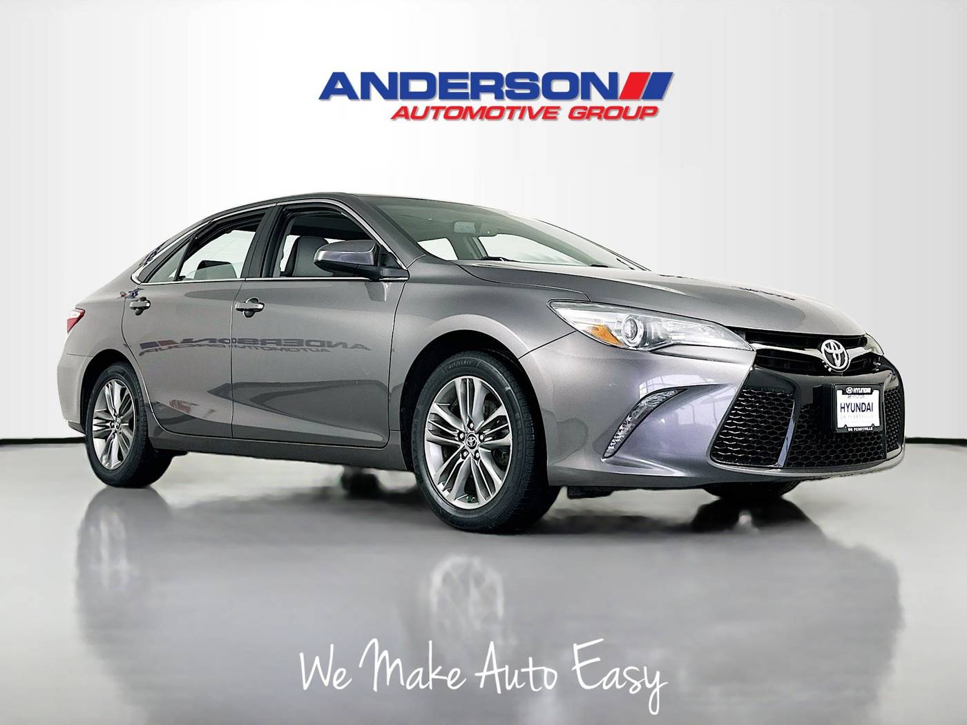 2016 Toyota Camry SE — Sedan — 128,972 mi — Rockford, IL