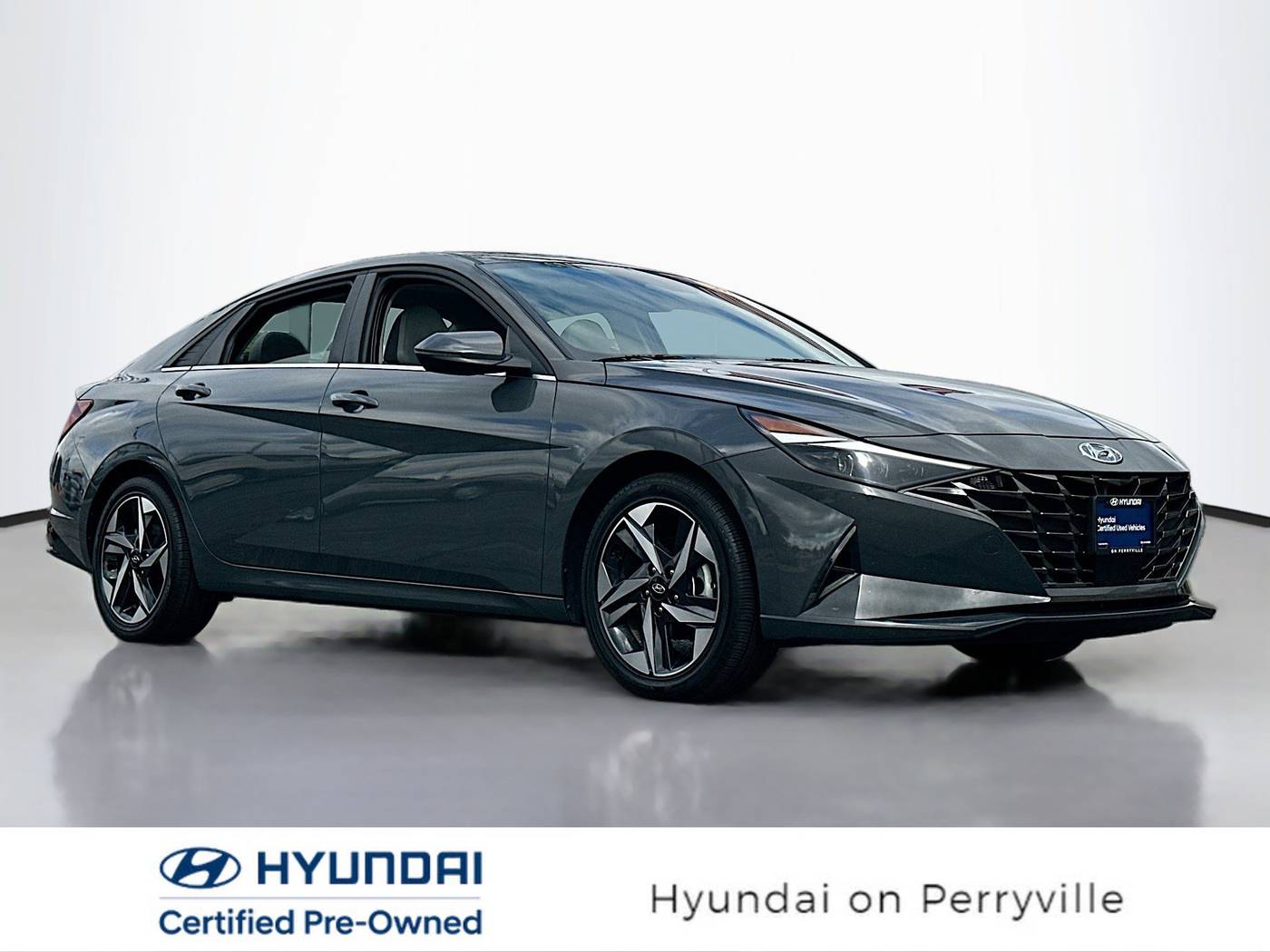 2023 Hyundai Elantra Hybrid Limited — Sedan — 9,670 mi — Rockford, IL