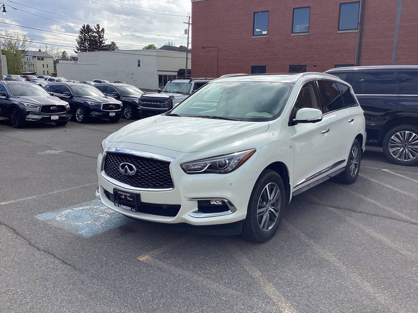 2020 INFINITI QX60 LUXE — SUV — 47,761 mi — Syracuse, NY