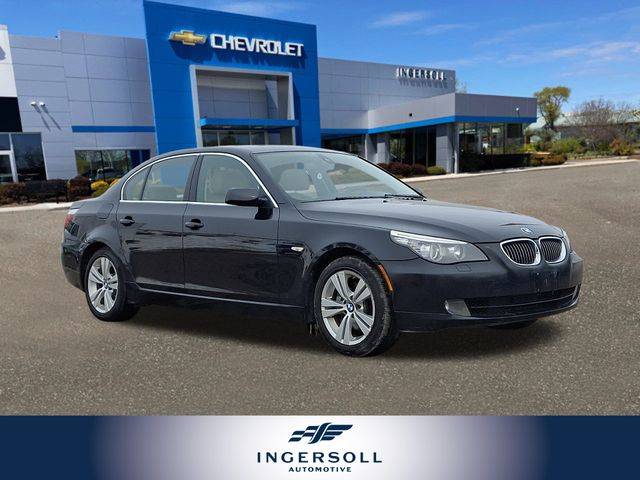 2010 BMW 5 Series 528i