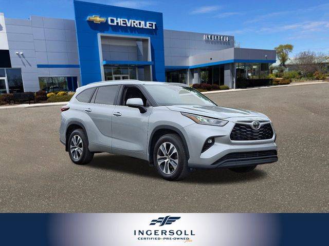 2024 Toyota Highlander LE — SUV — 5,952 mi — Danbury, CT