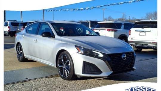 2023 Nissan Altima SR — Sedan — 45,406 mi — Claremore, OK