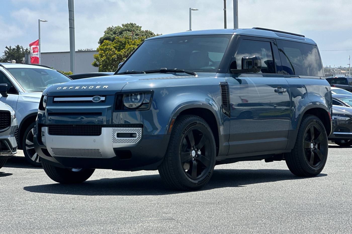 2025 Land Rover Defender S — SUV — 1,026 mi — Seaside, CA