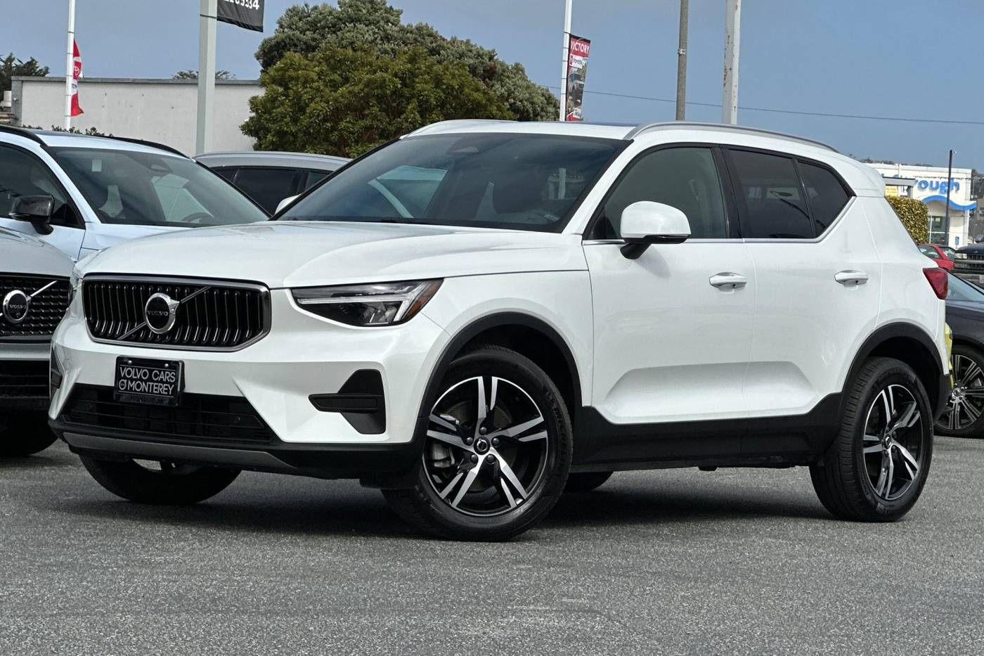 2025 Volvo XC40 Core — SUV — 11,290 mi — Seaside, CA