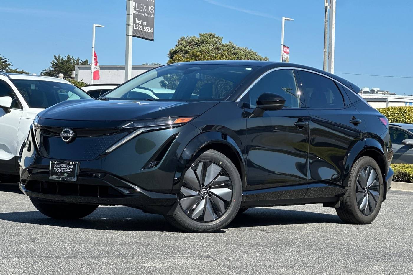 2025 Nissan Ariya EVOLVE+ — SUV — 4,585 mi — Seaside, CA