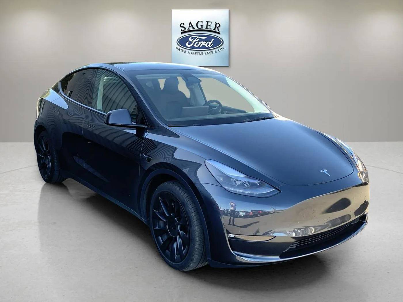 2024 Tesla Model Y Long Range — SUV — 21,567 mi — saint helena, CA