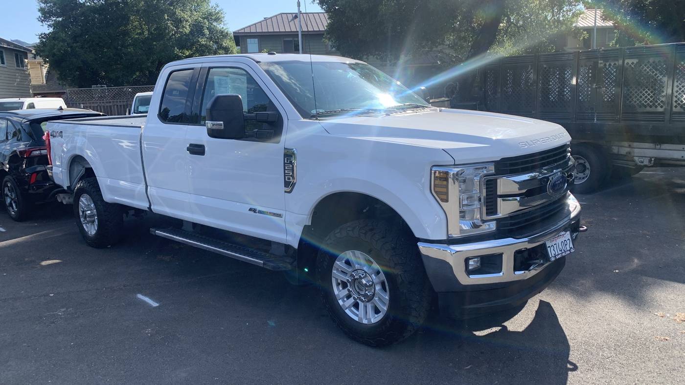 2018 Ford Super Duty F-250 XLT — Pickup Truck — 154,787 mi — Saint Helena, CA
