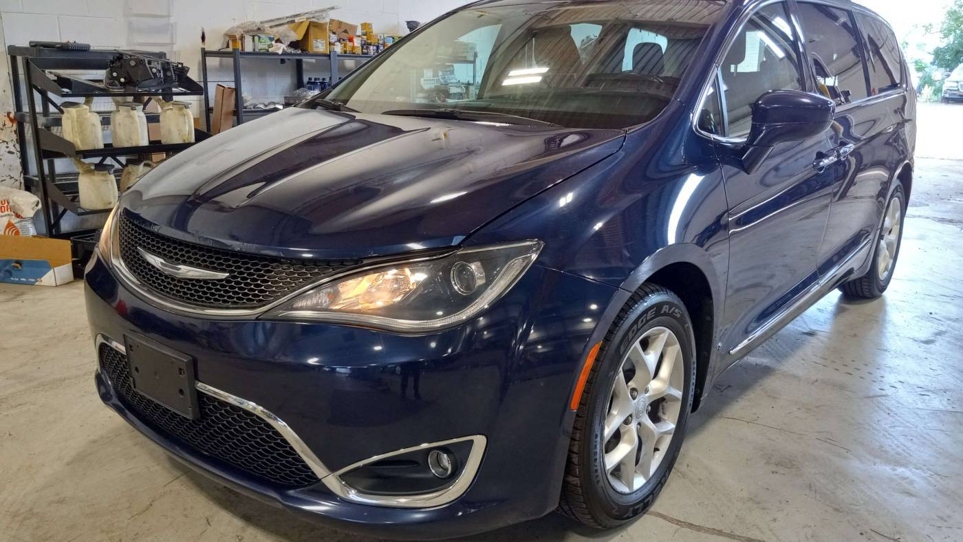 2017 Chrysler Pacifica Touring L — Minivan — 77,750 mi — South Plainfield, NJ