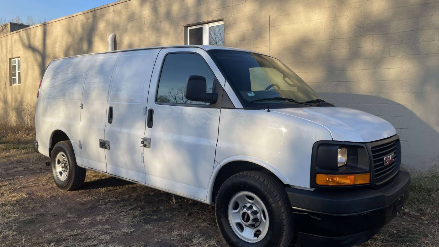 2017 GMC Savana Cargo Van Base — Cargo Van — 43,980 mi — South Plainfield, NJ