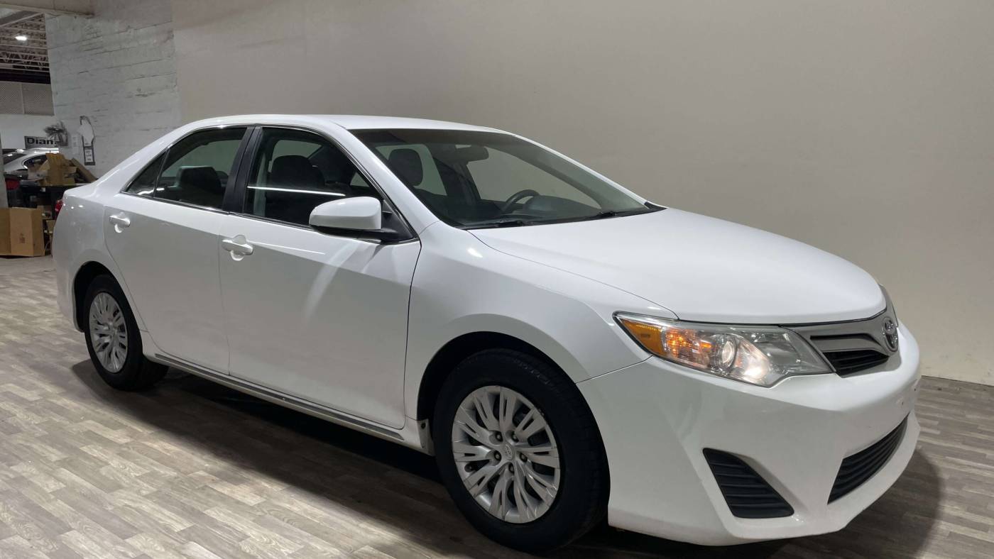 2013 Toyota Camry XLE — Sedan — 139,932 mi — South Plainfield, NJ