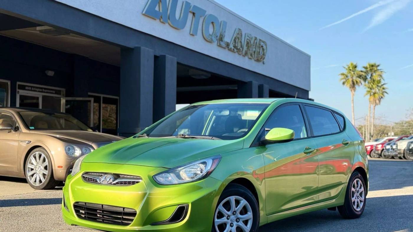 2013 Hyundai Accent GS — Hatchback — 99,330 mi — Jacksonville, FL
