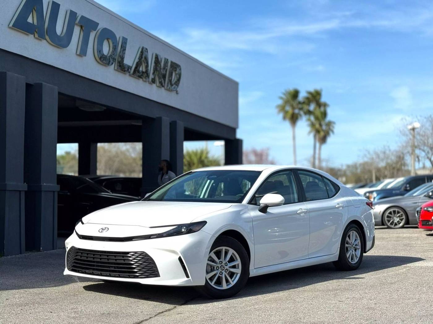 2025 Toyota Camry LE — Sedan — 2,190 mi — Jacksonville, FL