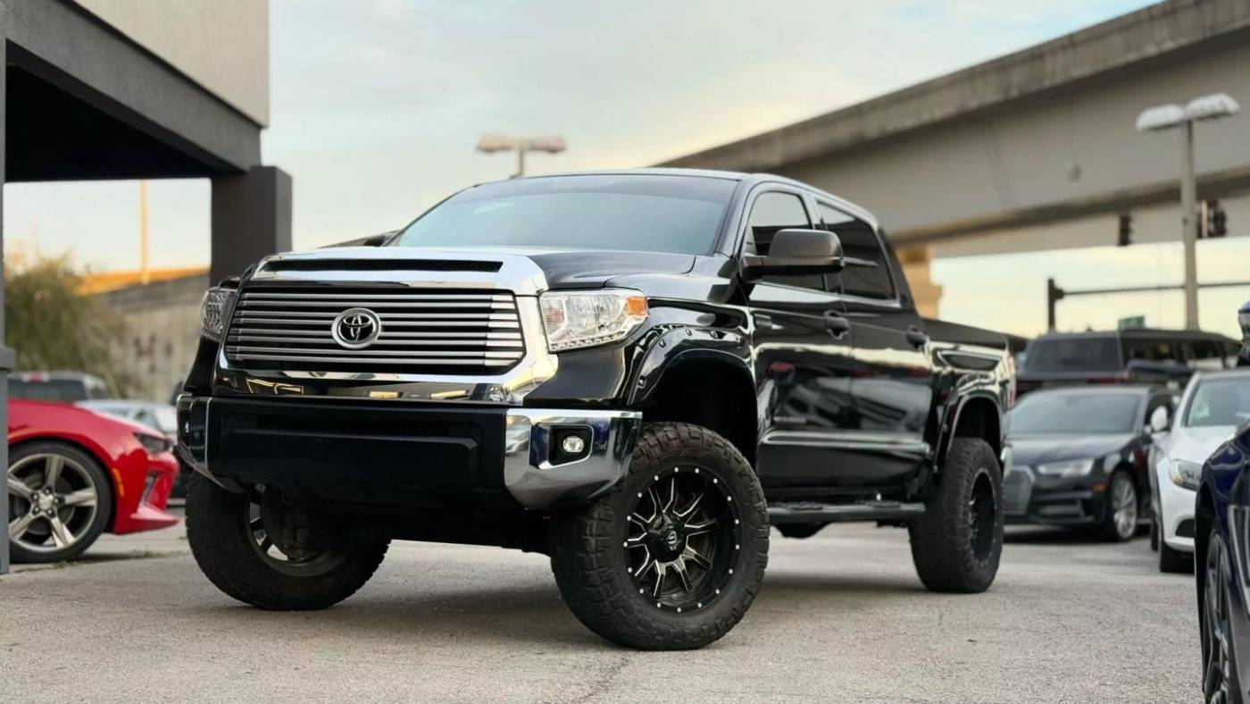 2015 Toyota Tundra SR5 — Pickup Truck — 141,036 mi — Jacksonville, FL