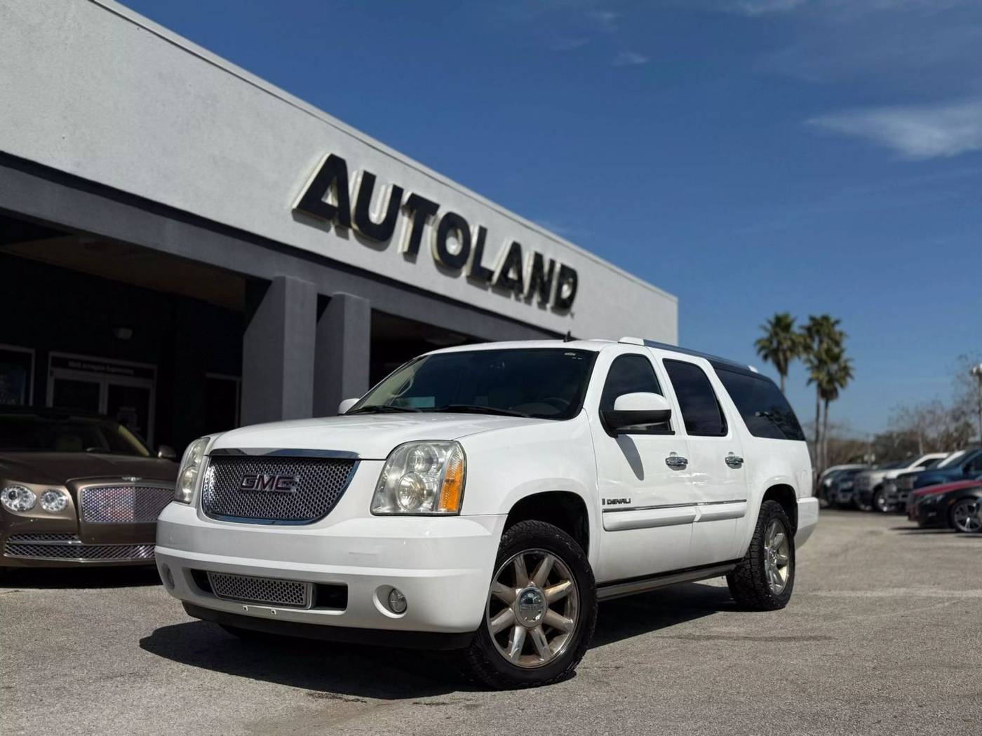 2007 GMC Yukon Denali — SUV — 288,242 mi — Jacksonville, FL