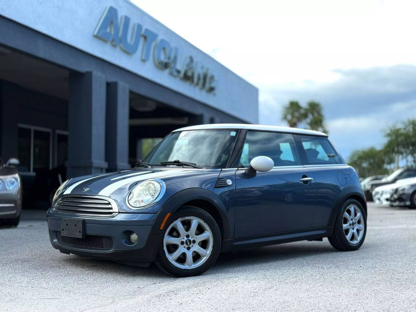 2009 MINI Cooper Cooper — Hatchback — 61,681 mi — Jacksonville, FL