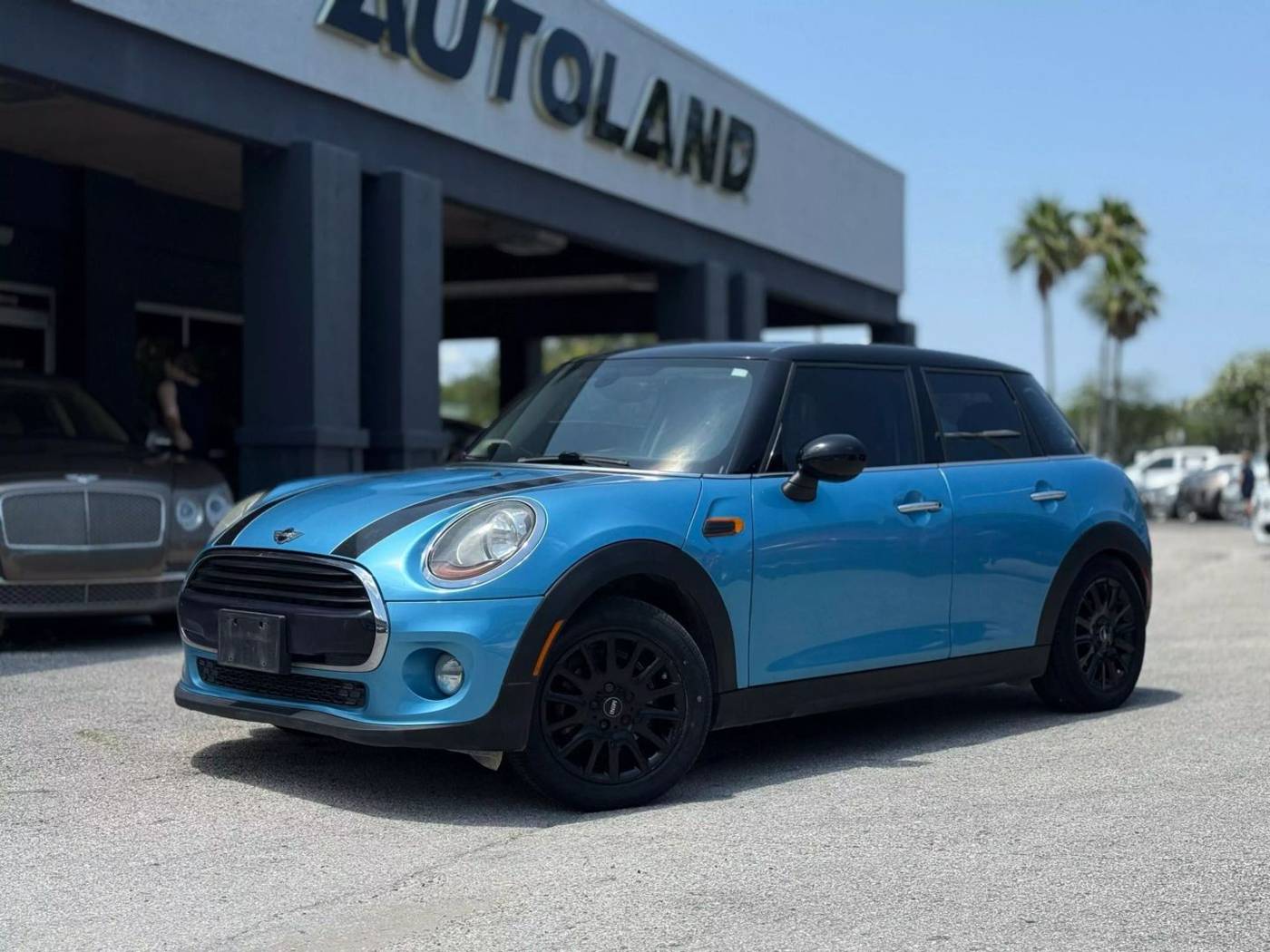 2016 MINI Hardtop Cooper — Hatchback — 86,379 mi — Jacksonville, FL