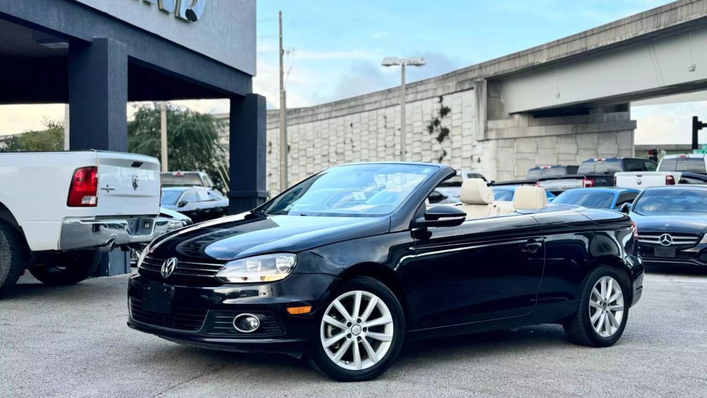 2016 Volkswagen Eos Komfort — Convertible — 100,429 mi — Jacksonville, FL