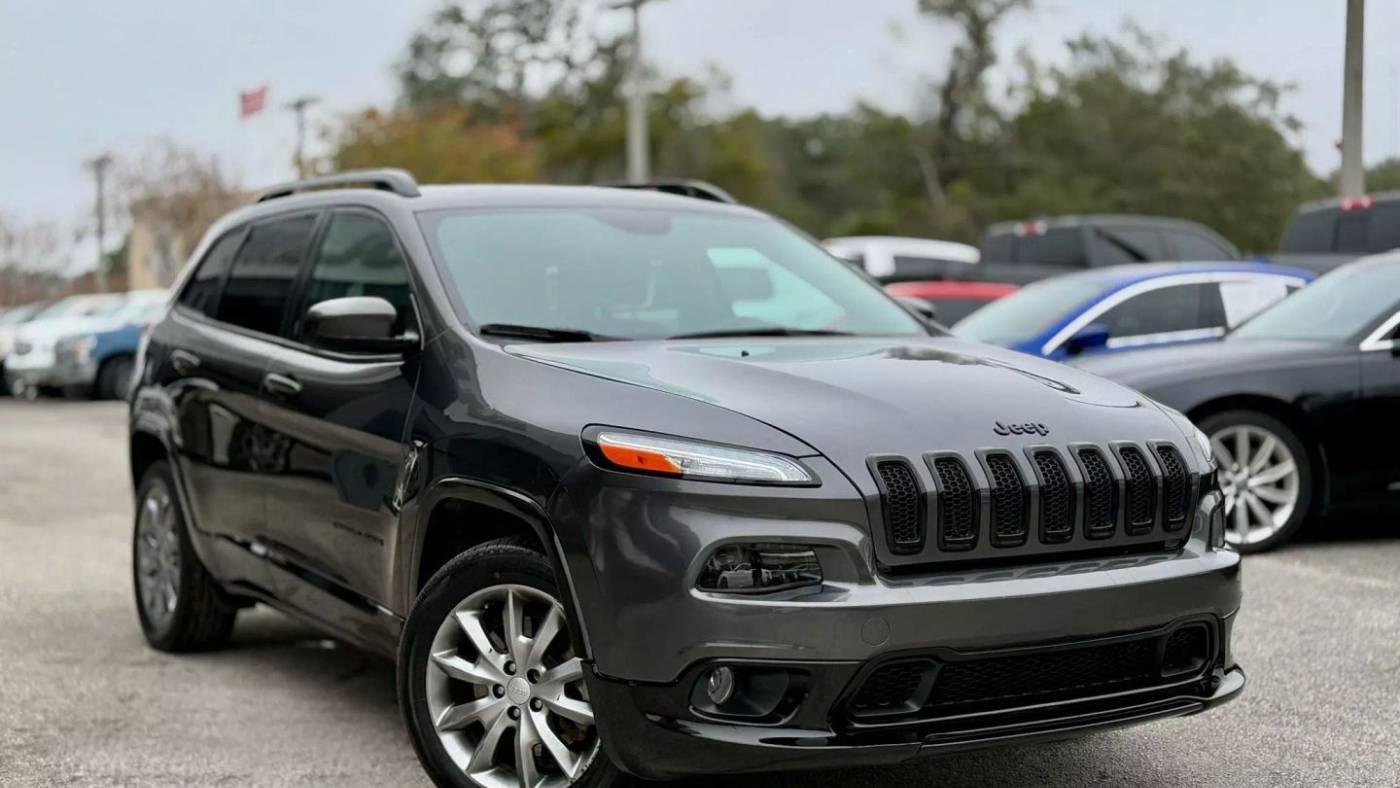 2018 Jeep Cherokee Latitude Tech — SUV — 112,341 mi — Jacksonville, FL