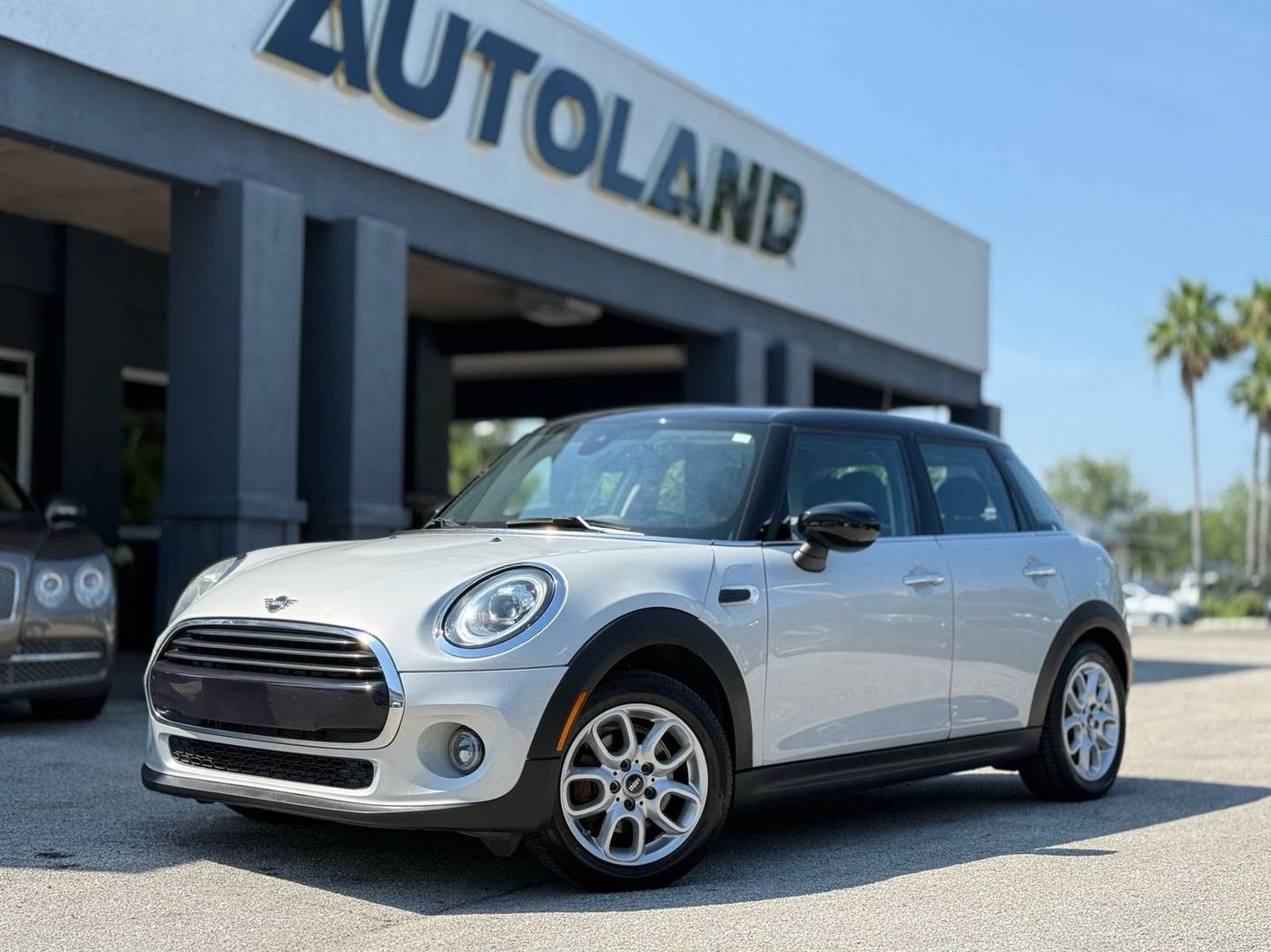 2020 MINI Hardtop Cooper — Hatchback — 33,145 mi — Jacksonville, FL