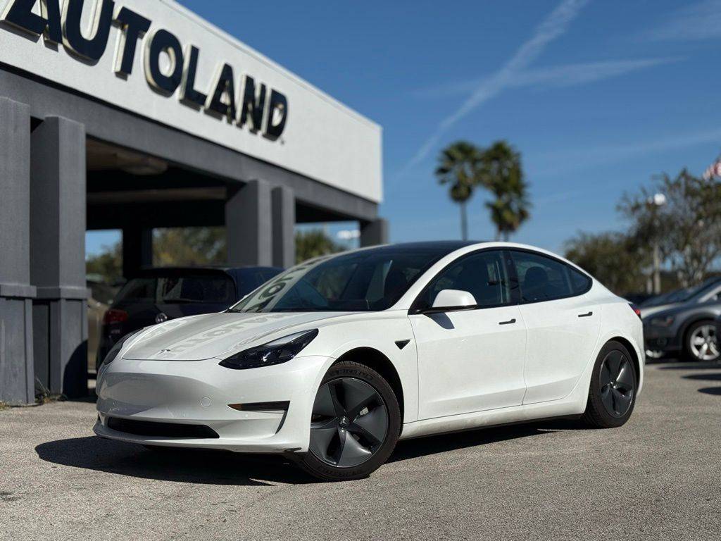 2021 Tesla Model 3 Standard Range Plus