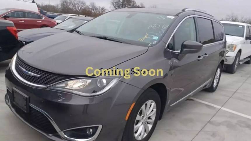 2018 Chrysler Pacifica Touring L — Minivan — 69,010 mi — Jacksonville, FL