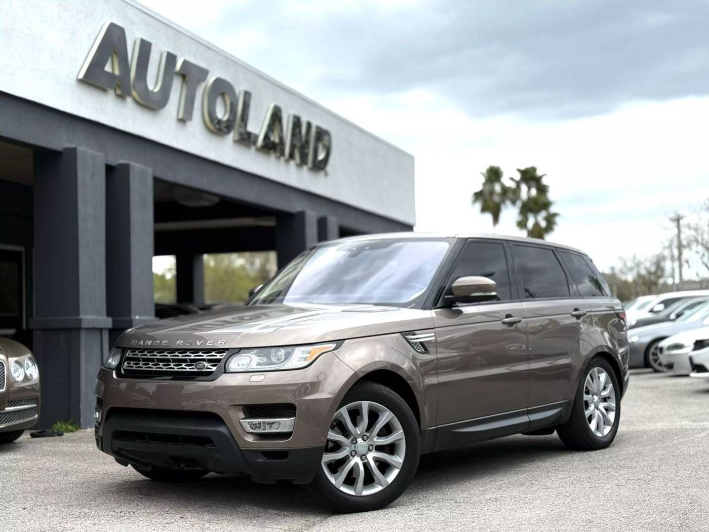 2017 Land Rover Range Rover Sport HSE — SUV — 81,801 mi — Jacksonville, FL