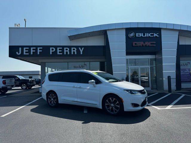 2020 Chrysler Pacifica Limited — Minivan — 92,576 mi — Peru, IL