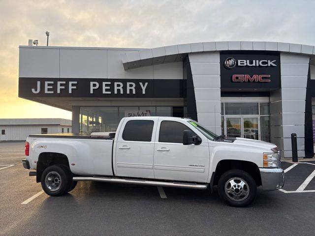 2010 Chevrolet Silverado 3500HD LTZ — Pickup Truck — 214,890 mi — Peru, IL