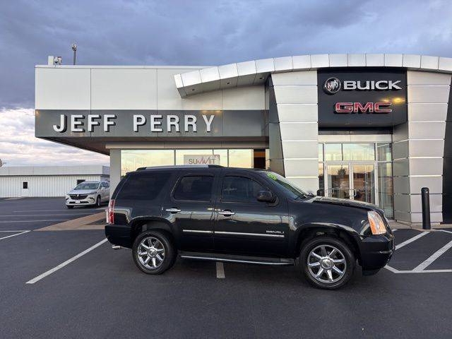 2013 GMC Yukon Denali — SUV — 105,432 mi — Peru, IL