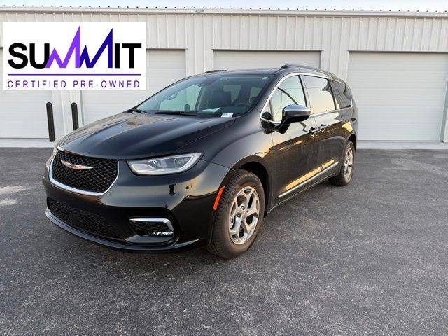 2023 Chrysler Pacifica Limited — Minivan — 29,238 mi — Peru, IL