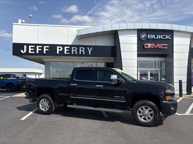 2015 Chevrolet Silverado 2500HD LTZ — Pickup Truck — 300,214 mi — Peru, IL