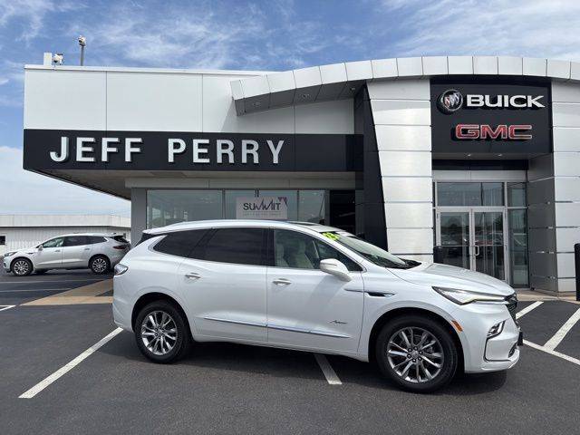 2023 Buick Enclave Avenir — SUV — 46,504 mi — Peru, IL