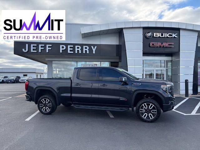 2022 GMC Sierra 1500 AT4 — Pickup Truck — 11,507 mi — Peru, IL