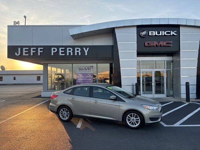 2015 Ford Focus SE — Sedan — 123,894 mi — Peru, IL