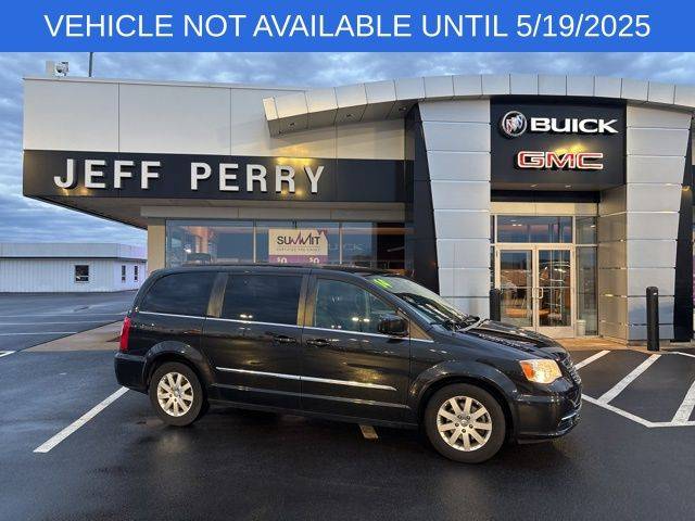 2014 Chrysler Town & Country Touring — Minivan — 164,062 mi — Peru, IL