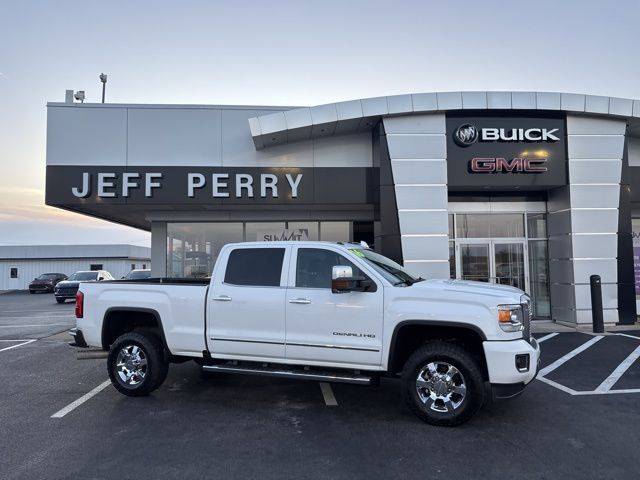 2016 GMC Sierra 3500HD Denali — Pickup Truck — 122,147 mi — Peru, IL