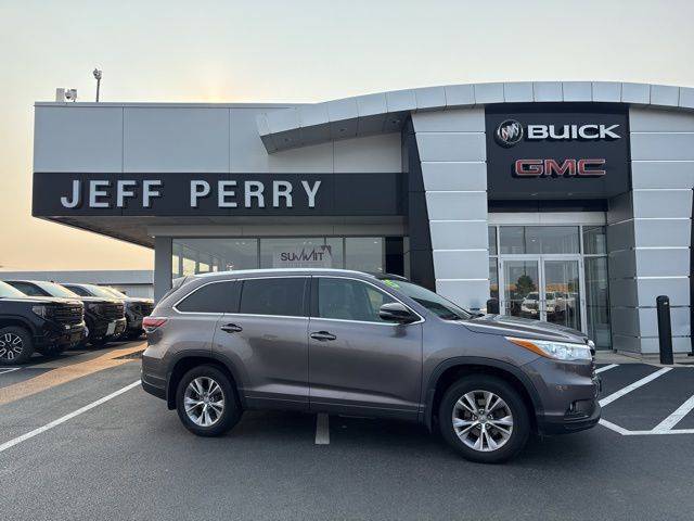 2015 Toyota Highlander XLE — SUV — 151,296 mi — Peru, IL