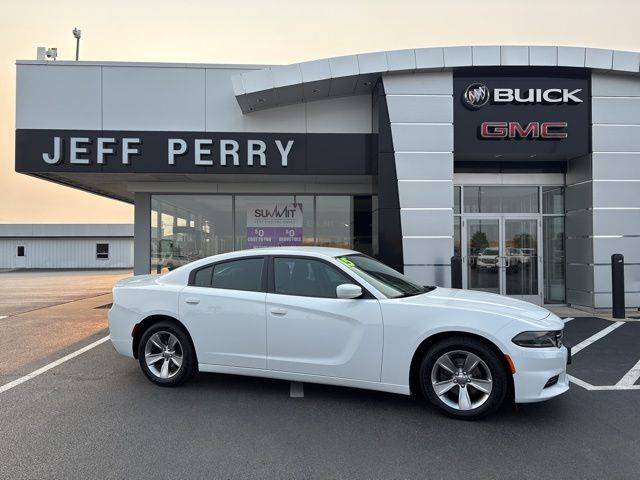 2015 Dodge Charger SE — Sedan — 102,993 mi — Peru, IL