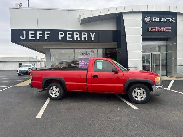2004 GMC Sierra 1500 Work Truck — Pickup Truck — 92,457 mi — Peru, IL