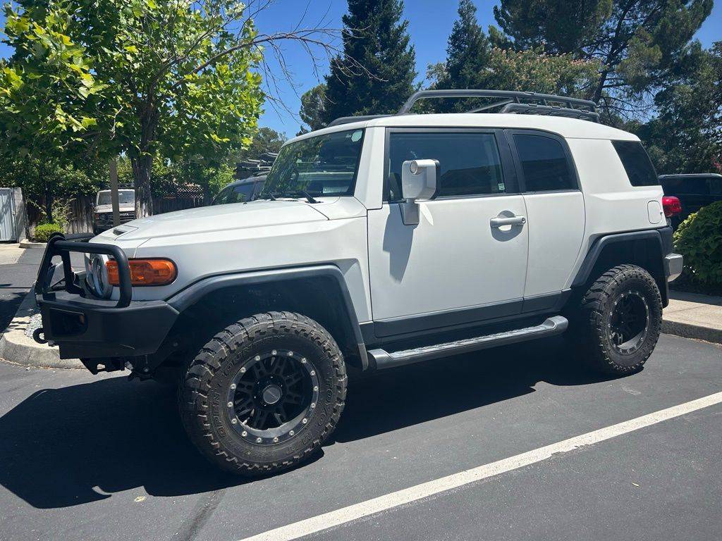 2010 Toyota FJ Cruiser Base — SUV — 79,853 mi — Redding, CA