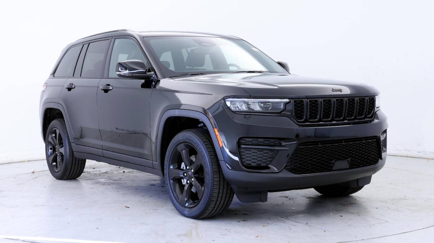 2023 Jeep Grand Cherokee Altitude — SUV — 5,562 mi — Asheville, NC