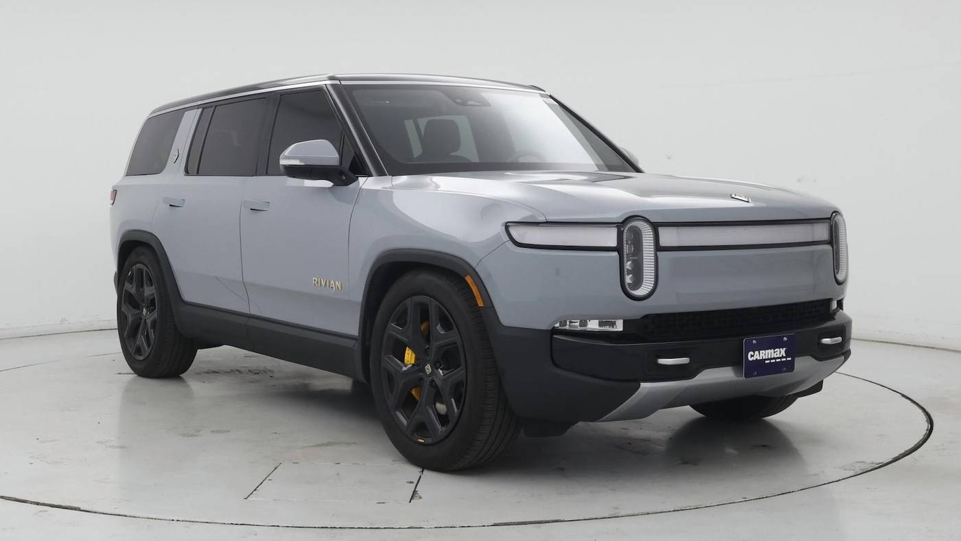 2023 Rivian R1S