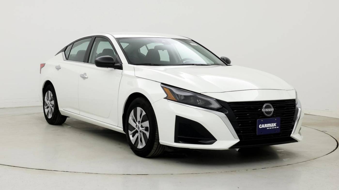 2024 Nissan Altima S — Sedan — 21,667 mi — Indianapolis, IN