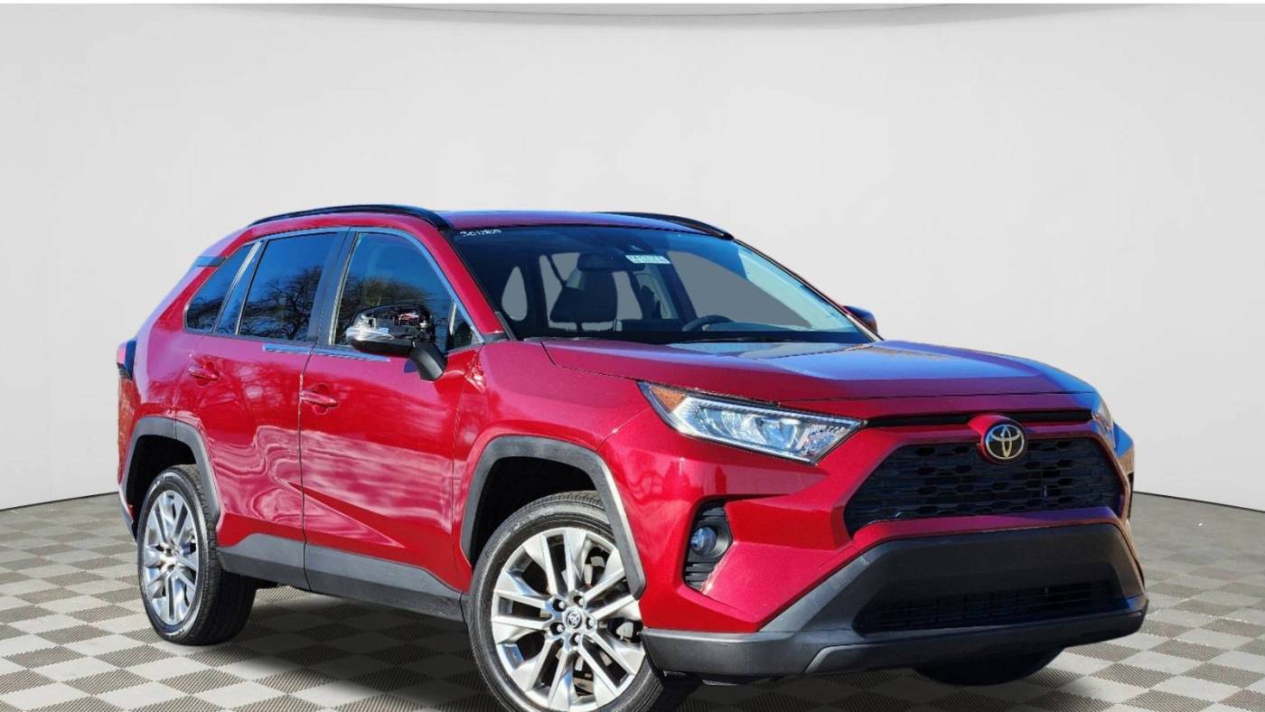 2020 Toyota RAV4 XLE Premium — SUV — 93,210 mi — Lawrenceburg, IN