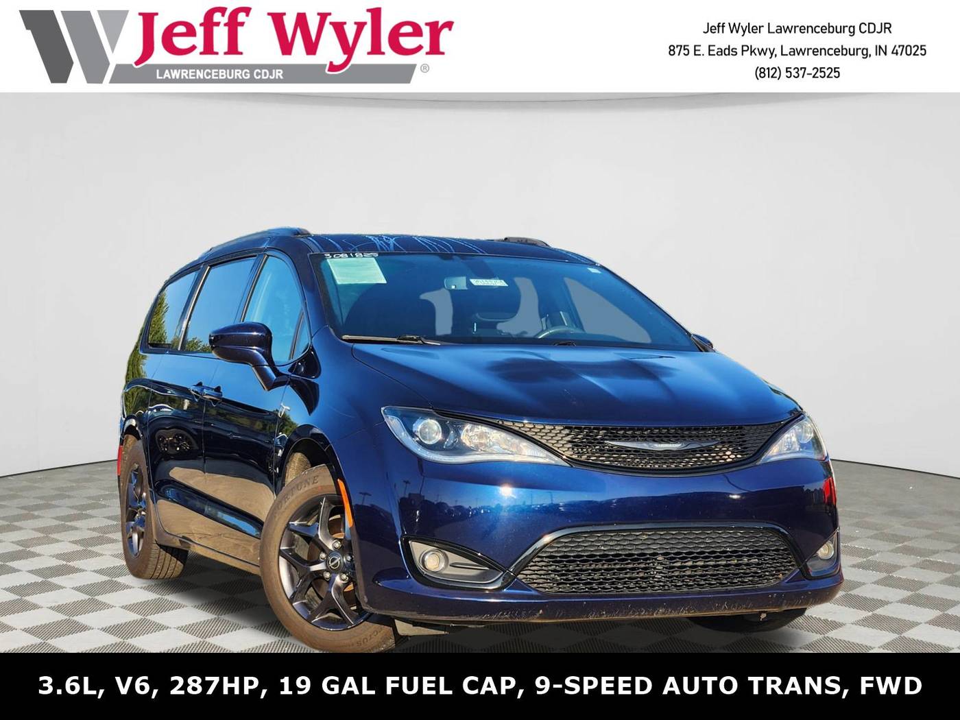 2020 Chrysler Pacifica Touring L — Minivan — 112,417 mi — Lawrenceburg, IN