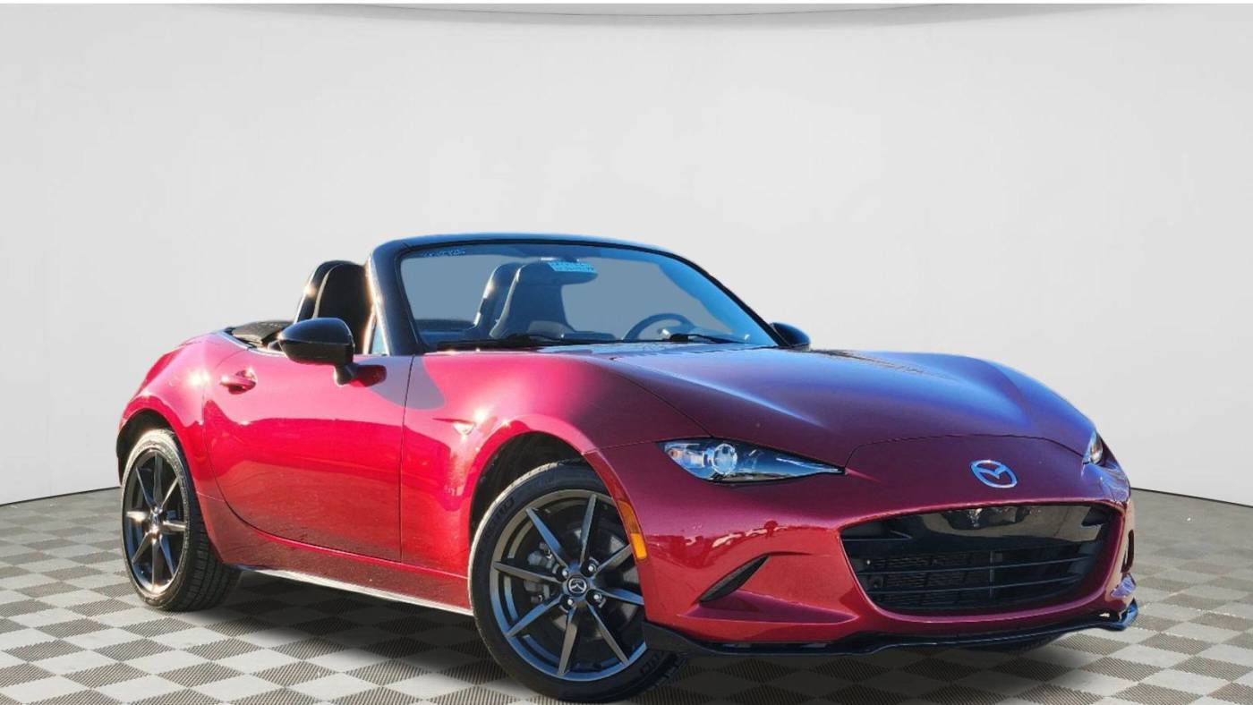 2017 Mazda MX-5 Miata Club — Convertible — 47,810 mi — Lawrenceburg, IN