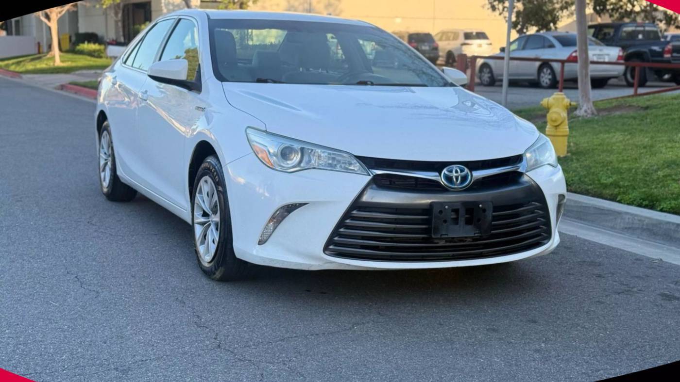 2016 Toyota Camry Hybrid LE — Sedan — 92,343 mi — Corona, CA