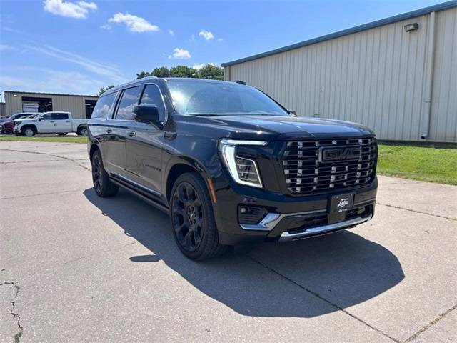 2025 GMC Yukon Denali Ultimate — SUV — 8,634 mi — Cape Girardeau, MO