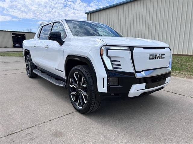 2025 GMC Sierra EV Denali