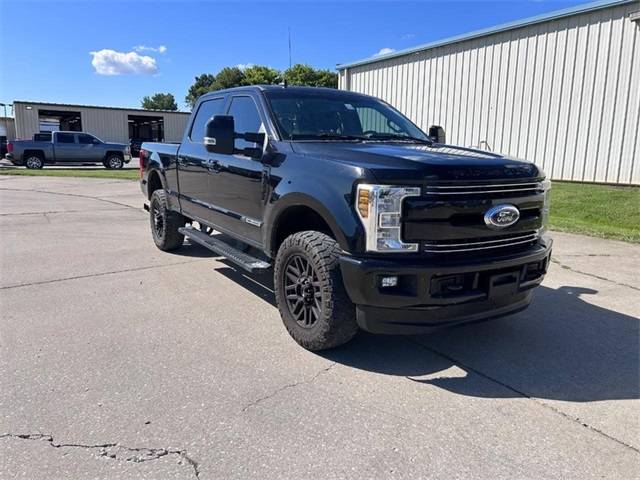 2019 Ford Super Duty F-250 Lariat — Pickup Truck — 94,088 mi — Cape Girardeau, MO